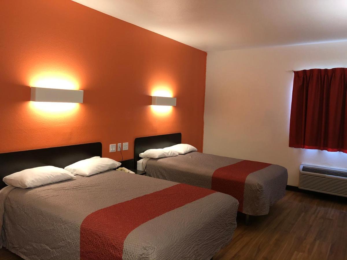 Motel 6-Woodway, Tx Екстериор снимка