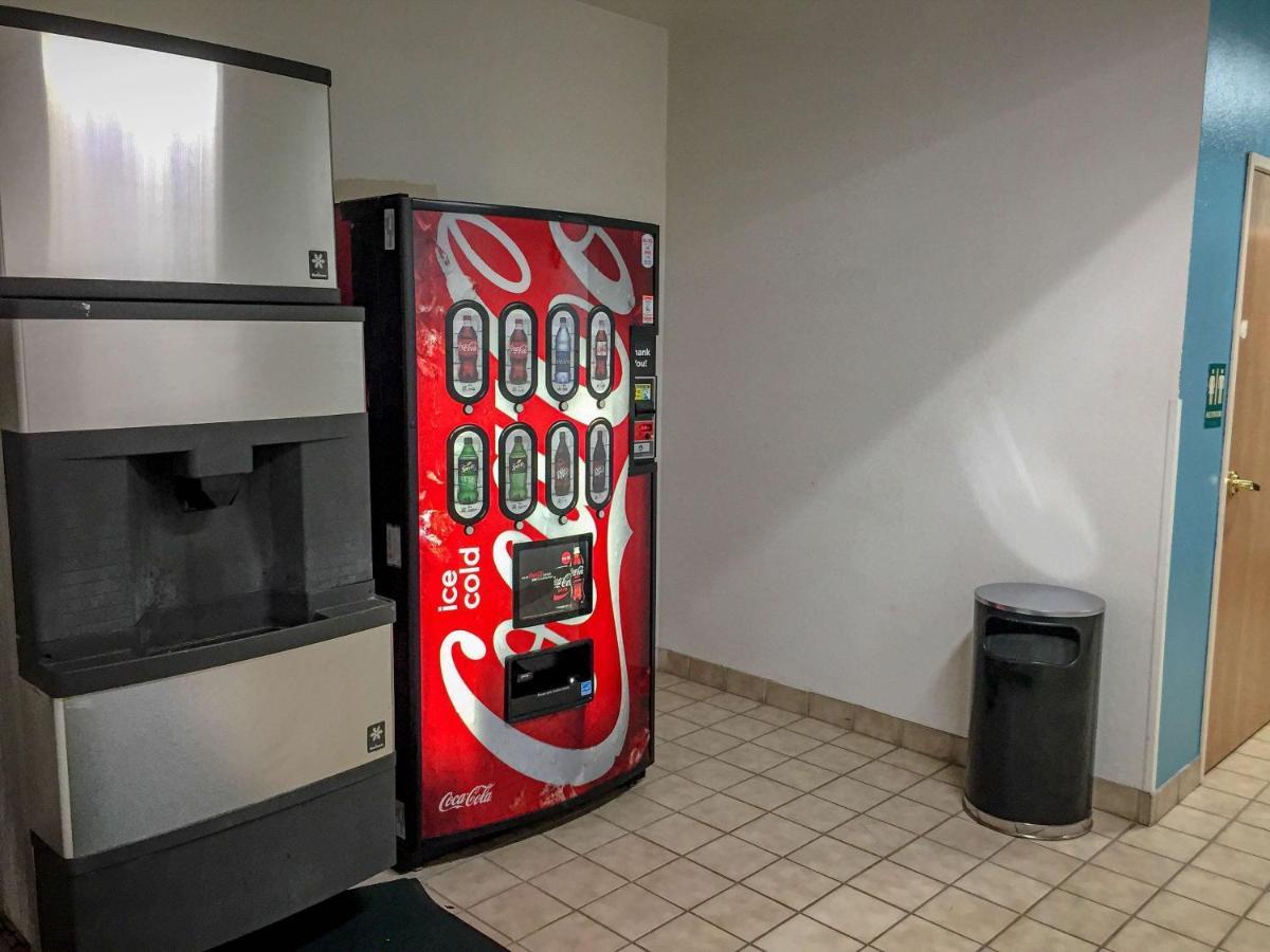 Motel 6-Woodway, Tx Екстериор снимка