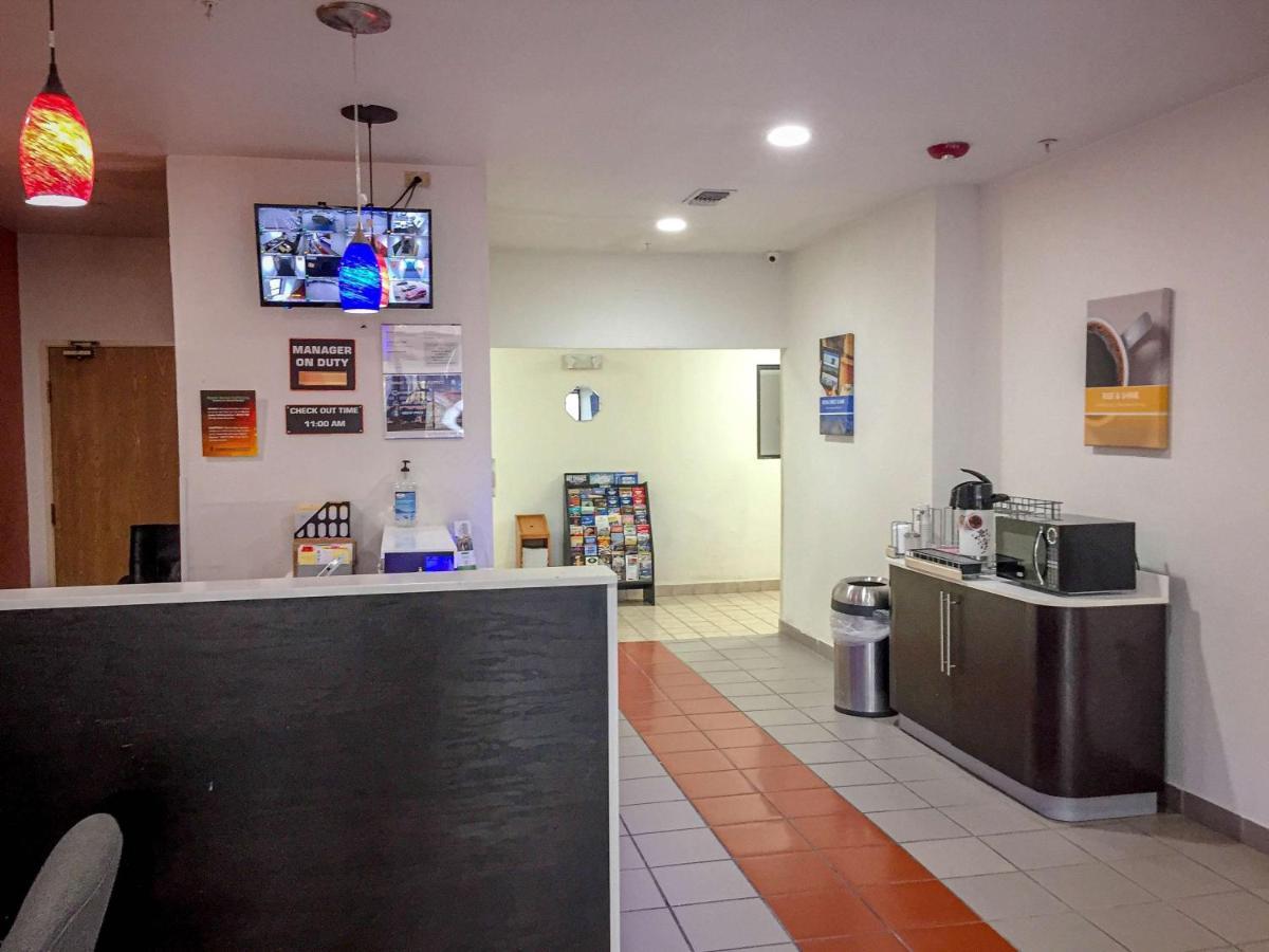 Motel 6-Woodway, Tx Екстериор снимка